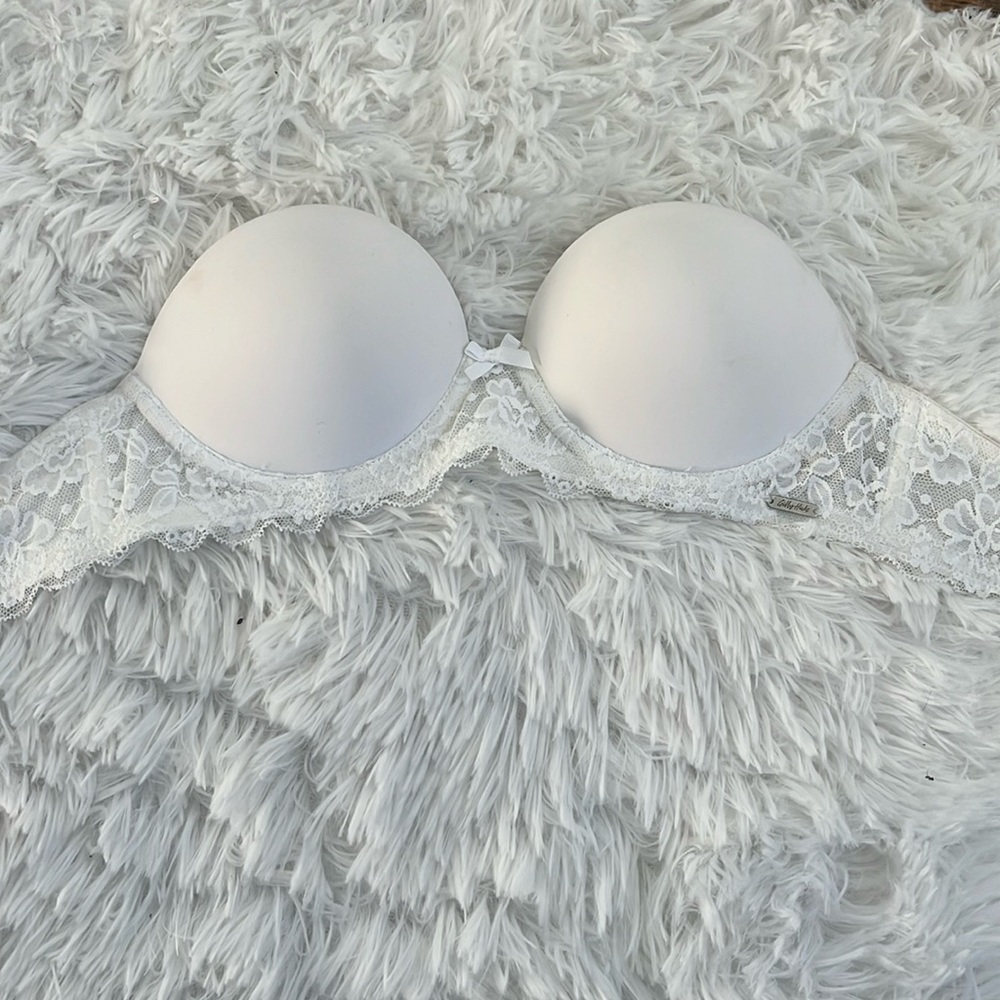 White strapless bra from hollister 32A